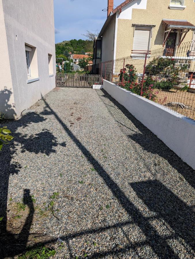 Studio 26 Vic-le-Comte Экстерьер фото